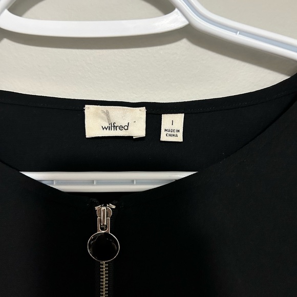 Aritzia Wilfred Zip Front Blouse - Picture 2 of 4